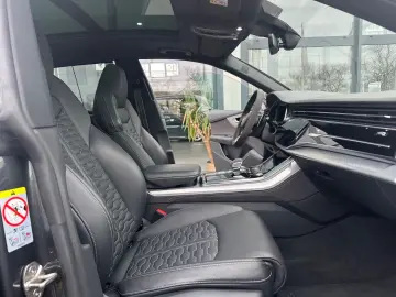 AUDI RSQ8 4.0 TFSI Keramik Matrix Pano ACC B&O 305kmh