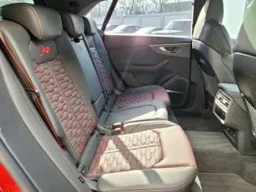 AUDI RSQ8 performance 4.0 quattro 305 km h HUD 23  St