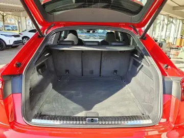 AUDI RSQ8 performance 4.0 quattro 305 km h HUD 23  St