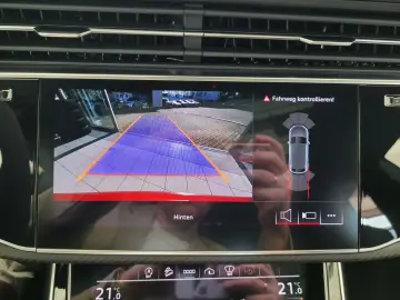 AUDI RSQ8 performance 4.0 quattro 305 km h HUD 23  St