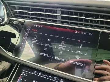 AUDI RSQ8 performance 4.0 quattro 305 km h HUD 23  St