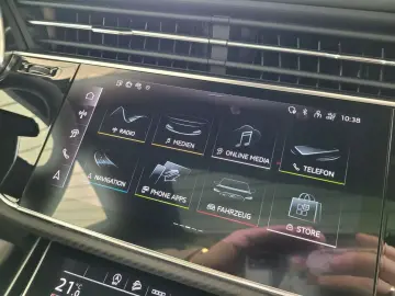 AUDI RSQ8 performance 4.0 quattro 305 km h HUD 23  St