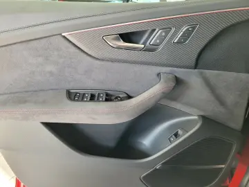 AUDI RSQ8 performance 4.0 quattro 305 km h HUD 23  St