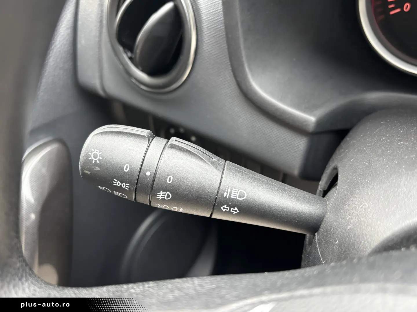 Dacia Sandero ECO-G 100 MT5 Comfort