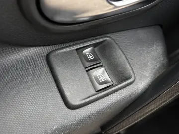 Dacia Sandero ECO-G 100 MT5 Comfort