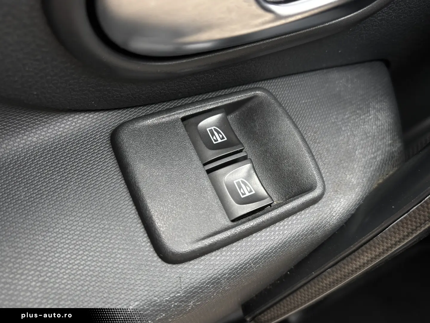 Dacia Sandero ECO-G 100 MT5 Comfort