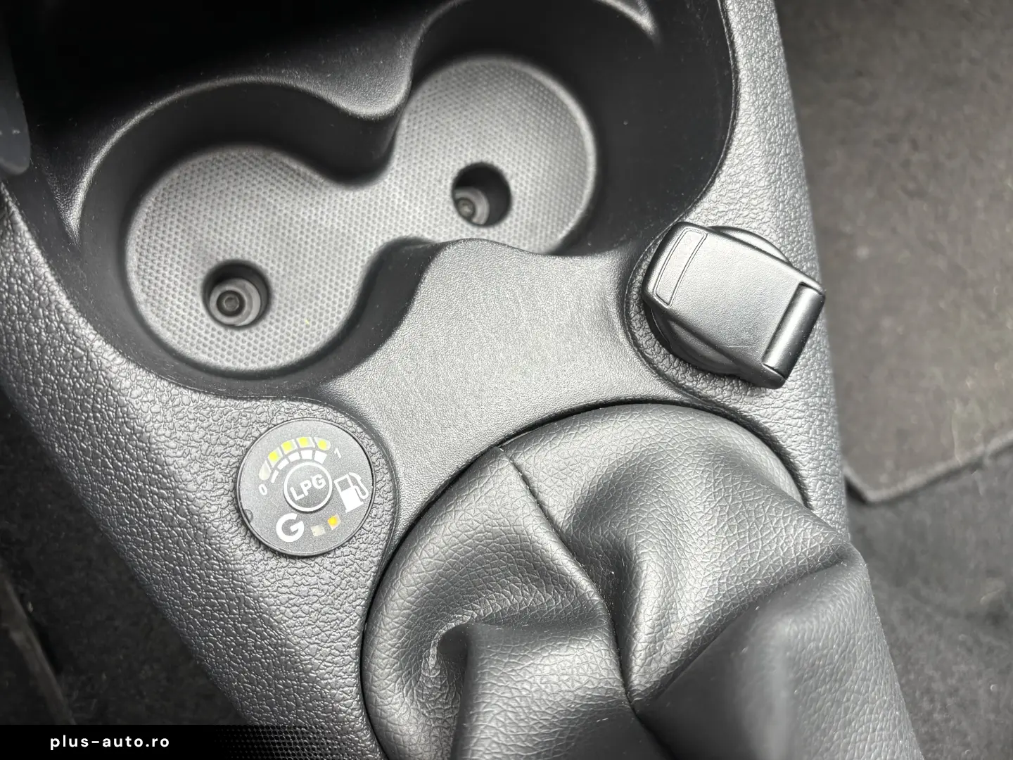 Dacia Sandero ECO-G 100 MT5 Comfort