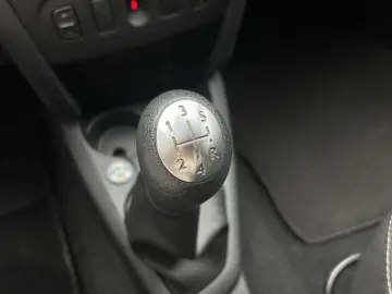 Dacia Sandero ECO-G 100 MT5 Comfort