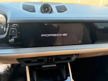 PORSCHE Cayenne E-Hybrid Head Up Display Ventilatie