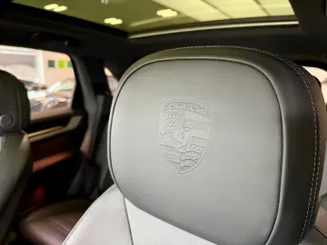 PORSCHE Cayenne S PTS Luftfederung AHK InnoDrive PDCC