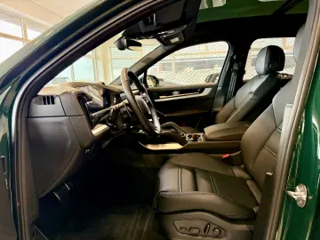 PORSCHE Cayenne S PTS Luftfederung AHK InnoDrive PDCC