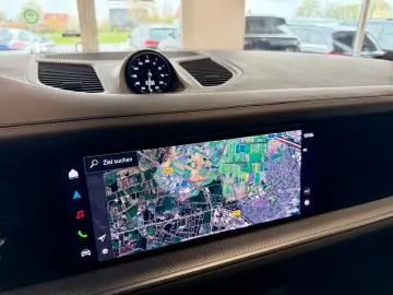 PORSCHE Cayenne S PTS Luftfederung AHK InnoDrive PDCC