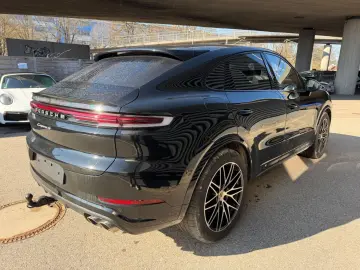 PORSCHE Cayenne Coupe S E-Hybrid UPE 160T SportDesign