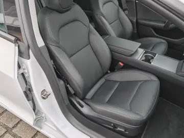 Tesla Model 3 Standard RWD Plus Fab-10.2024 autonomie 513 km