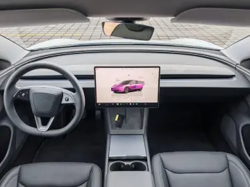 Tesla Model 3 Standard RWD Plus Fab-10.2024 autonomie 513 km