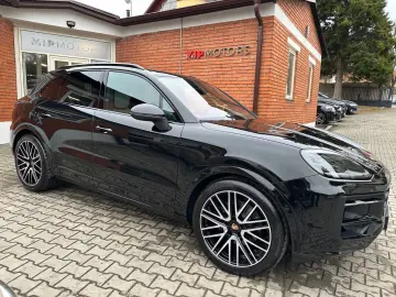 PORSCHE Cayenne Coupe Black Edition