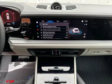 PORSCHE Cayenne Coupe Black Edition