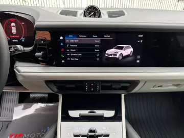 PORSCHE Cayenne Coupe Black Edition