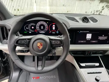 PORSCHE Cayenne Coupe Black Edition