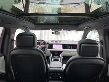 PORSCHE Cayenne Coupe Black Edition