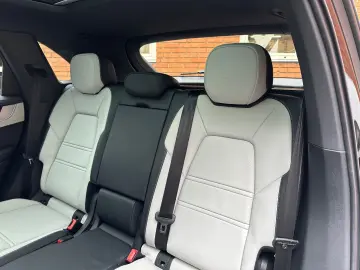 PORSCHE Cayenne Coupe Black Edition