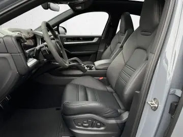 PORSCHE Cayenne S E-Hybrid Coupé BOSE HD-Matrix PANO AHK