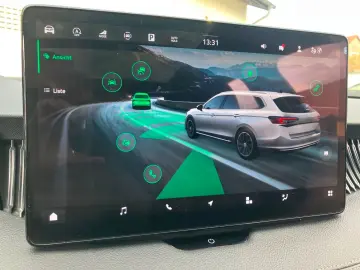 SKODA Superb 2.0 TSI Laurin&Klement 4x4 DSG Panorama M