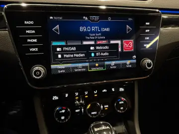 SKODA Superb Combi L&K  19Zoll LEDER Braun SitzKlima