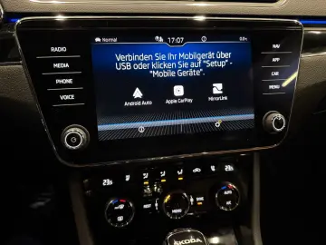 SKODA Superb Combi L&K  19Zoll LEDER Braun SitzKlima