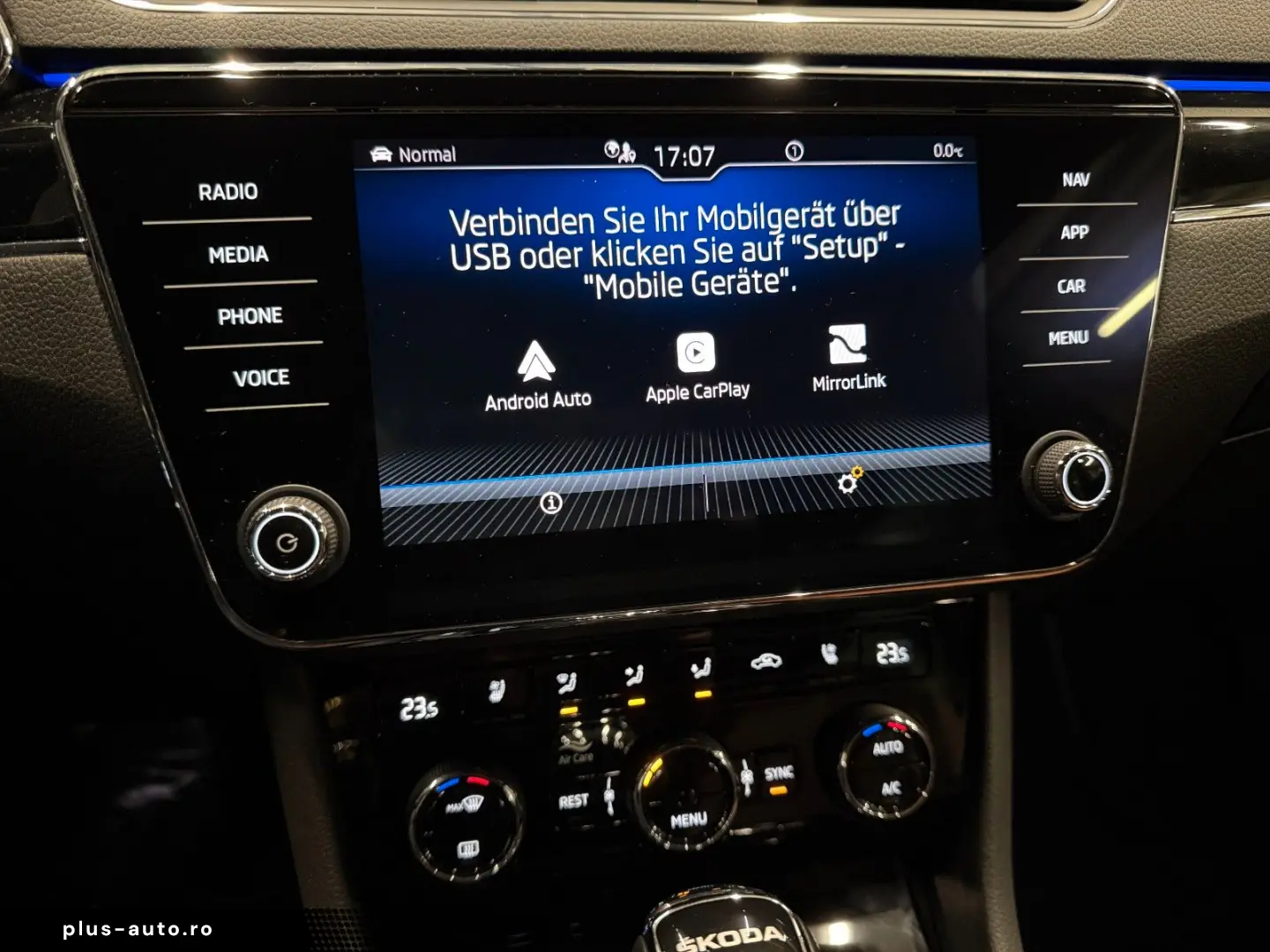 SKODA Superb Combi L&K  19Zoll LEDER Braun SitzKlima