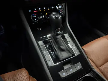 SKODA Superb Combi L&K  19Zoll LEDER Braun SitzKlima