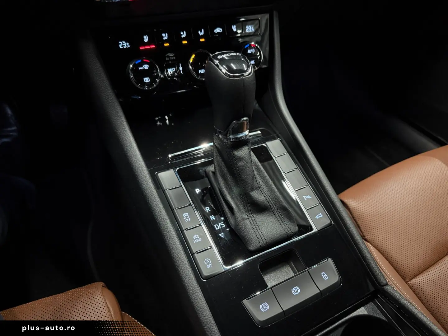 SKODA Superb Combi L&K  19Zoll LEDER Braun SitzKlima