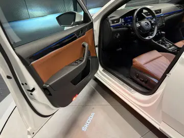 SKODA Superb Combi L&K  19Zoll LEDER Braun SitzKlima