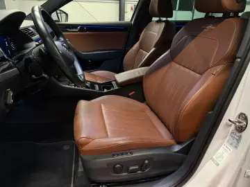 SKODA Superb Combi L&K  19Zoll LEDER Braun SitzKlima