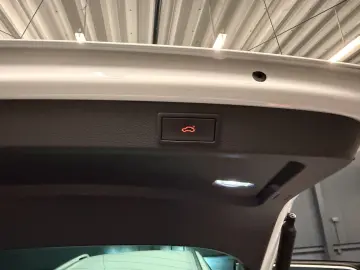 SKODA Superb Combi L&K  19Zoll LEDER Braun SitzKlima