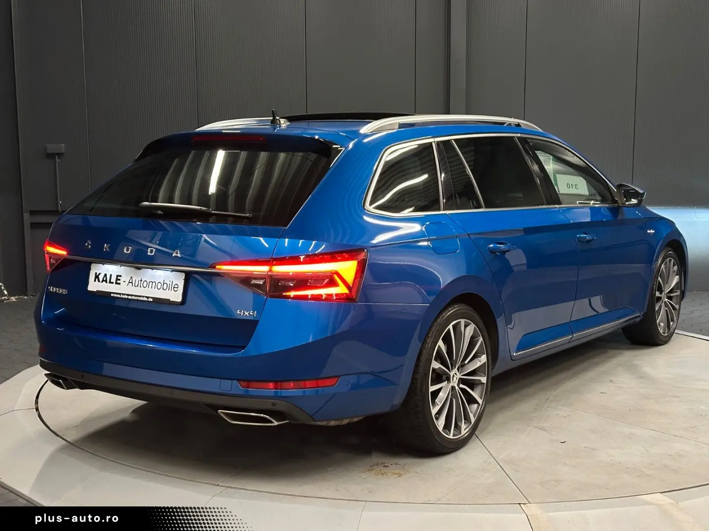 SKODA Superb Combi L&K 4x4  19Zoll PANORAMA Standhzg