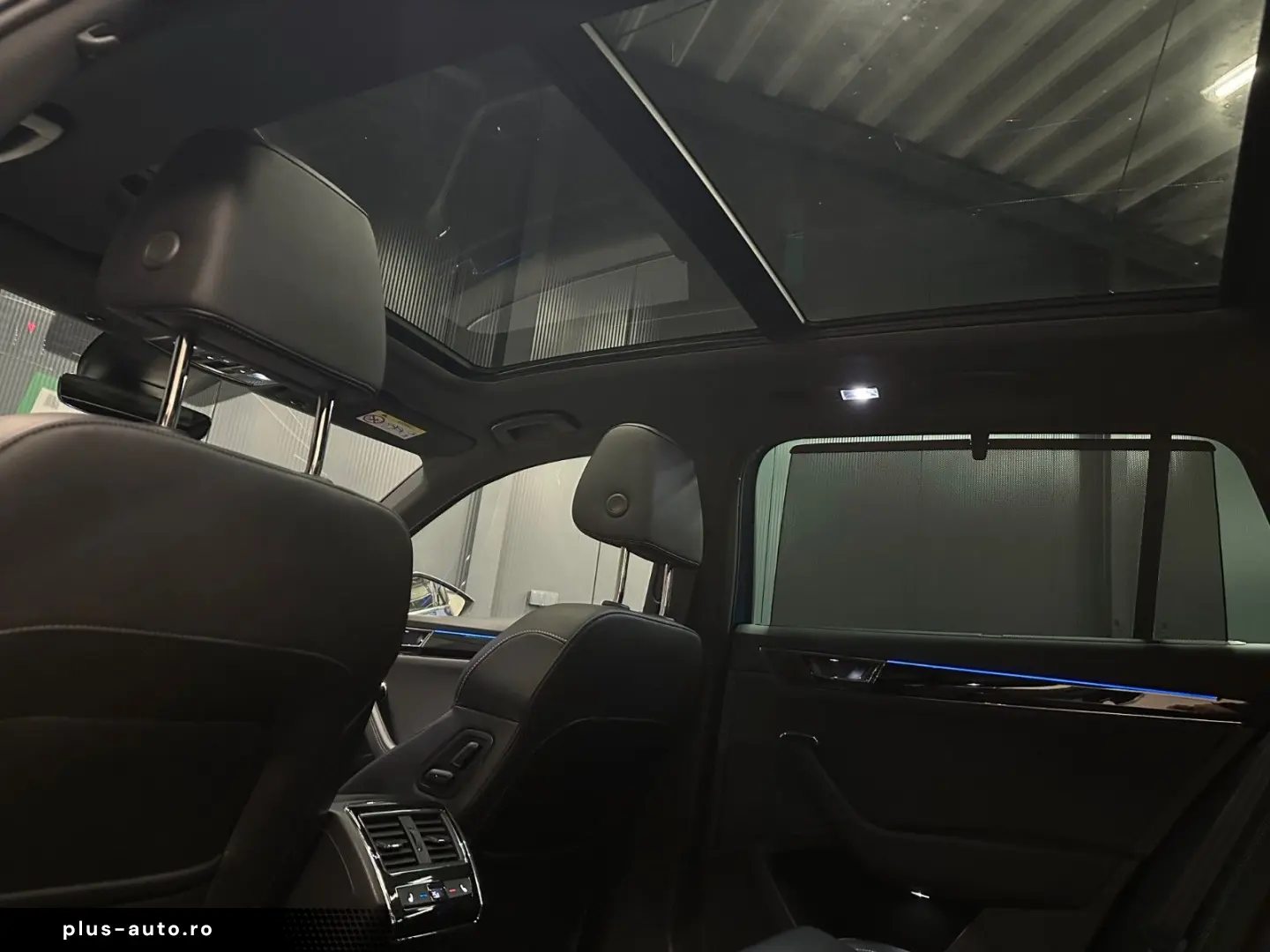 SKODA Superb Combi L&K 4x4  19Zoll PANORAMA Standhzg