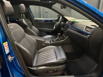 SKODA Superb Combi L&K 4x4  19Zoll PANORAMA Standhzg