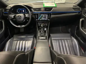 SKODA Superb Combi L&K 4x4  19Zoll PANORAMA Standhzg