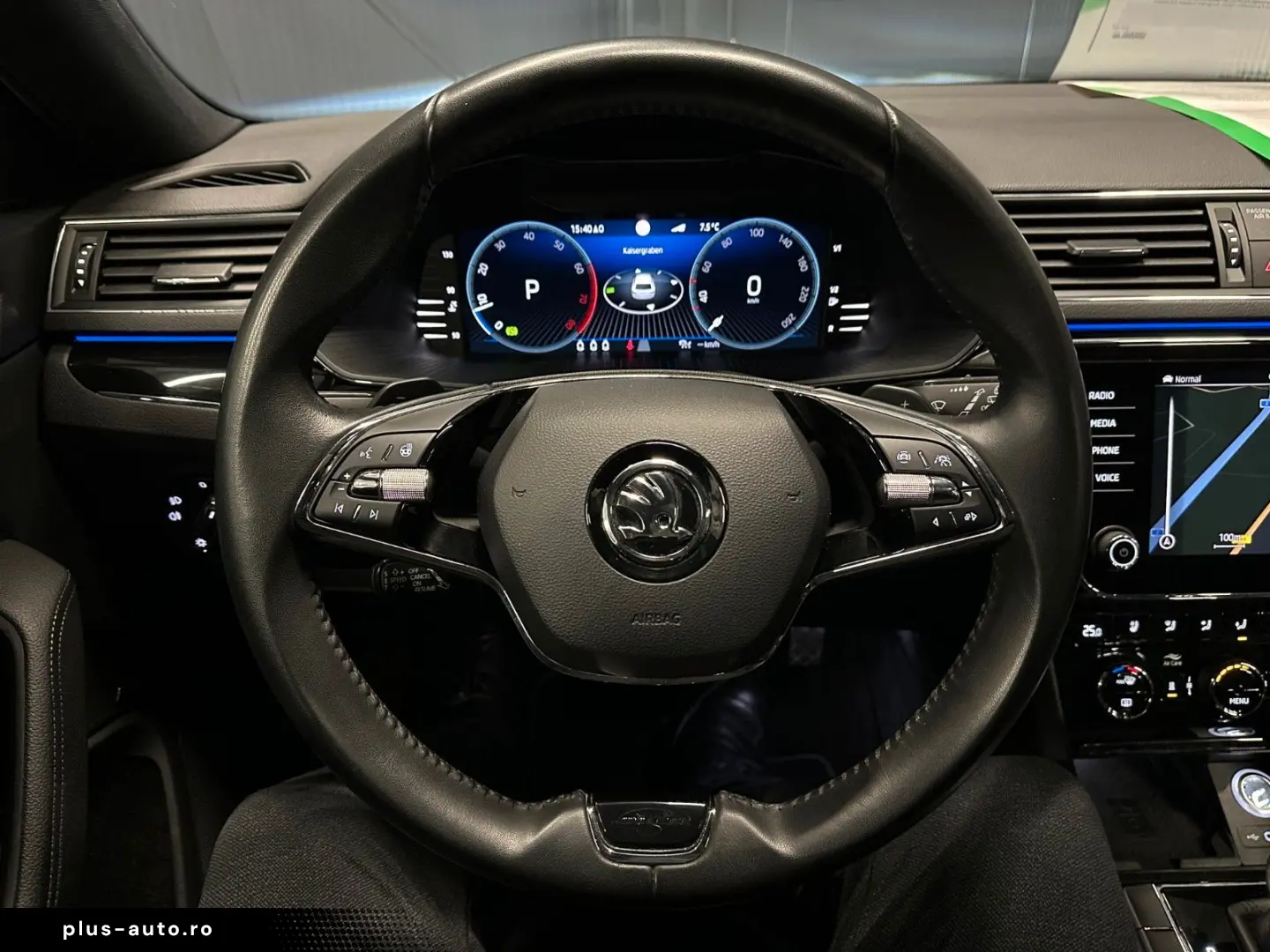 SKODA Superb Combi L&K 4x4  19Zoll PANORAMA Standhzg