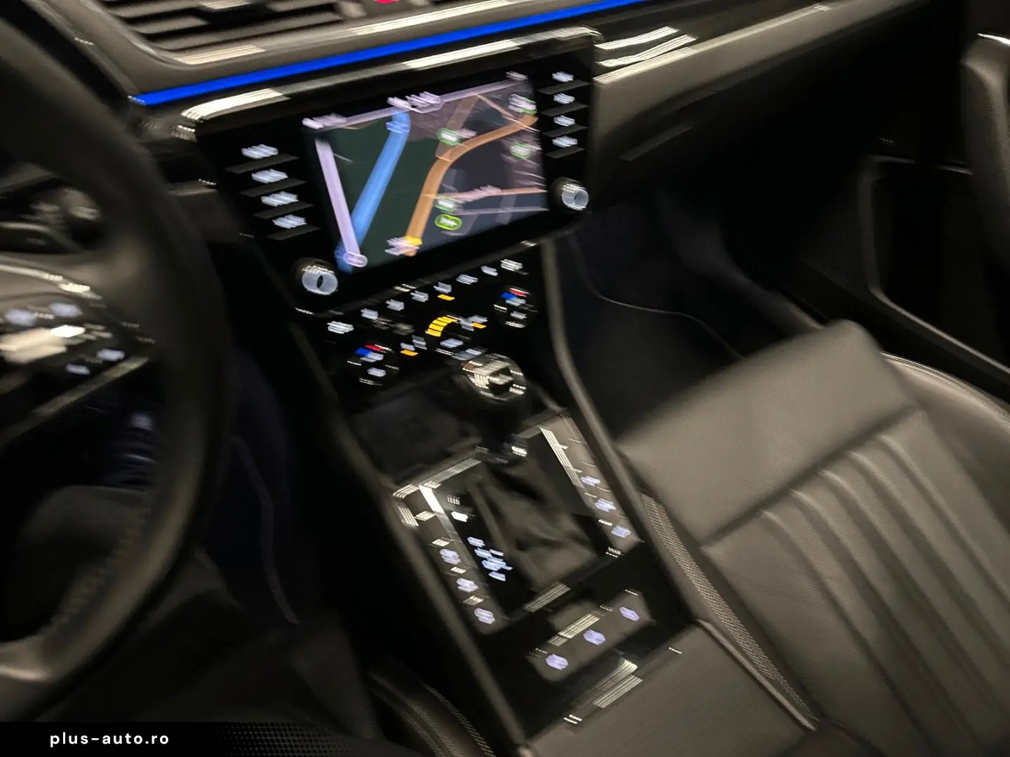 SKODA Superb Combi L&K 4x4  19Zoll PANORAMA Standhzg