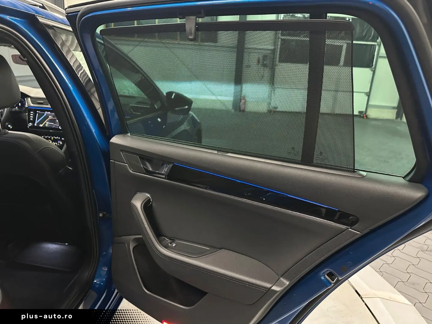 SKODA Superb Combi L&K 4x4  19Zoll PANORAMA Standhzg