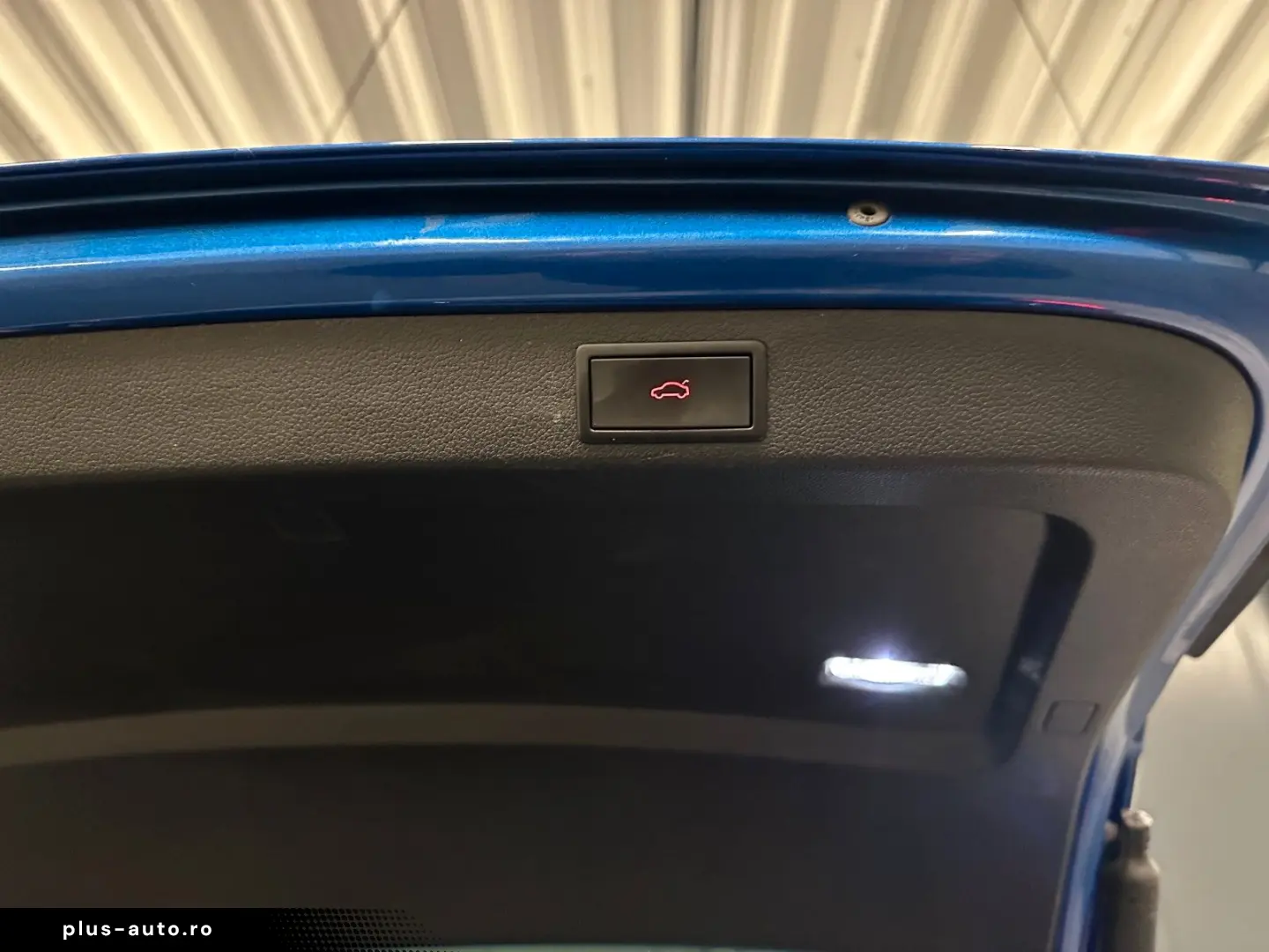 SKODA Superb Combi L&K 4x4  19Zoll PANORAMA Standhzg