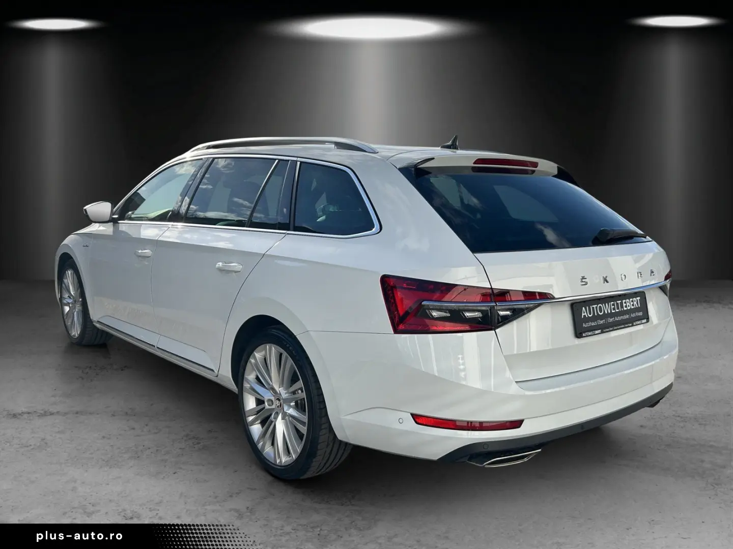 SKODA Superb Combi 2.0 TSI L&K 4x4 PANO-DA. KAMERA ACC