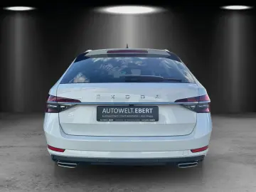 SKODA Superb Combi 2.0 TSI L&K 4x4 PANO-DA. KAMERA ACC