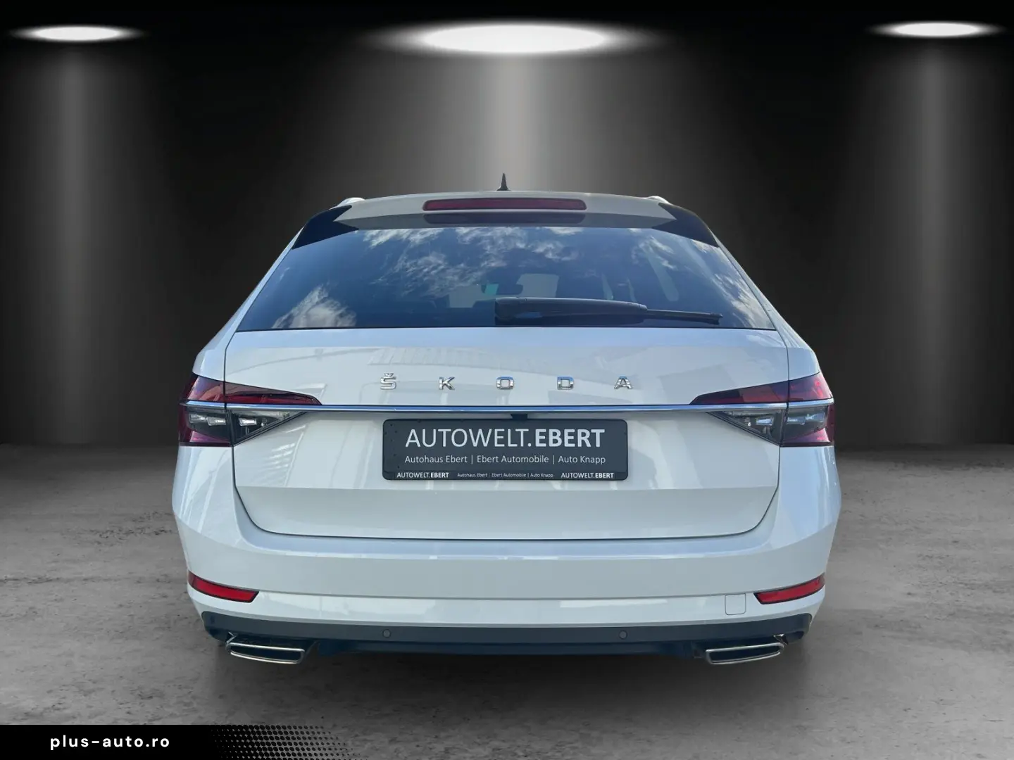 SKODA Superb Combi 2.0 TSI L&K 4x4 PANO-DA. KAMERA ACC