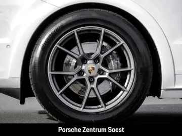 PORSCHE Cayenne Coupe PASM PDCC HD-Matrix-LED BOSE