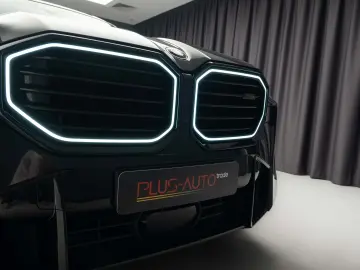 BMW XM - Iconig Glow - H&K - Massage