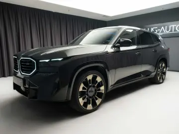 BMW XM - Iconig Glow - H&K - Massage
