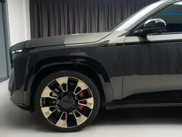 BMW XM - Iconig Glow - H&K - Massage